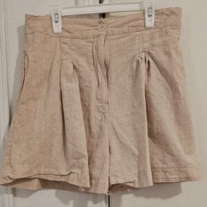 Women's High-Waist Pleated Linen-Blend Shorts - Cream